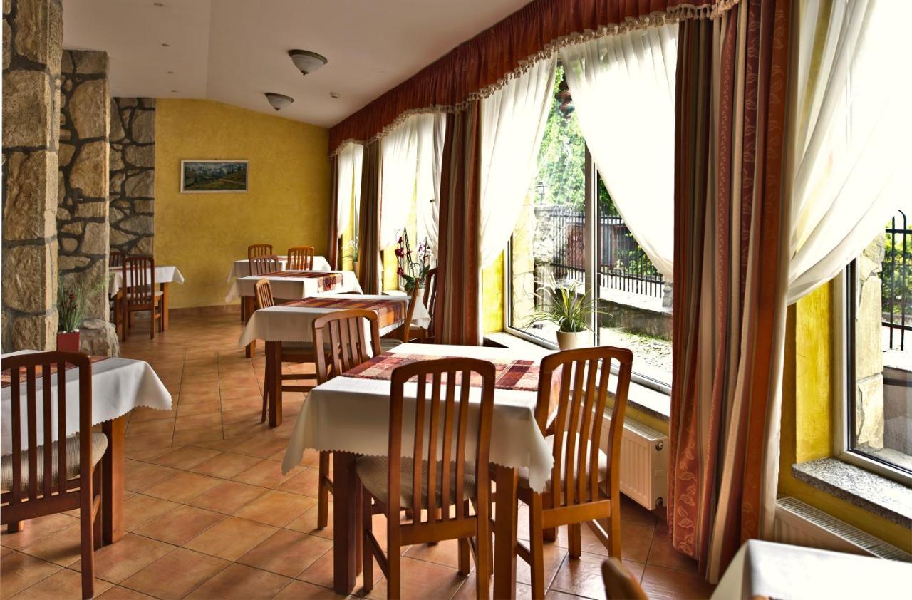 Hotel Bajka à Krynica-Zdrój Extérieur photo