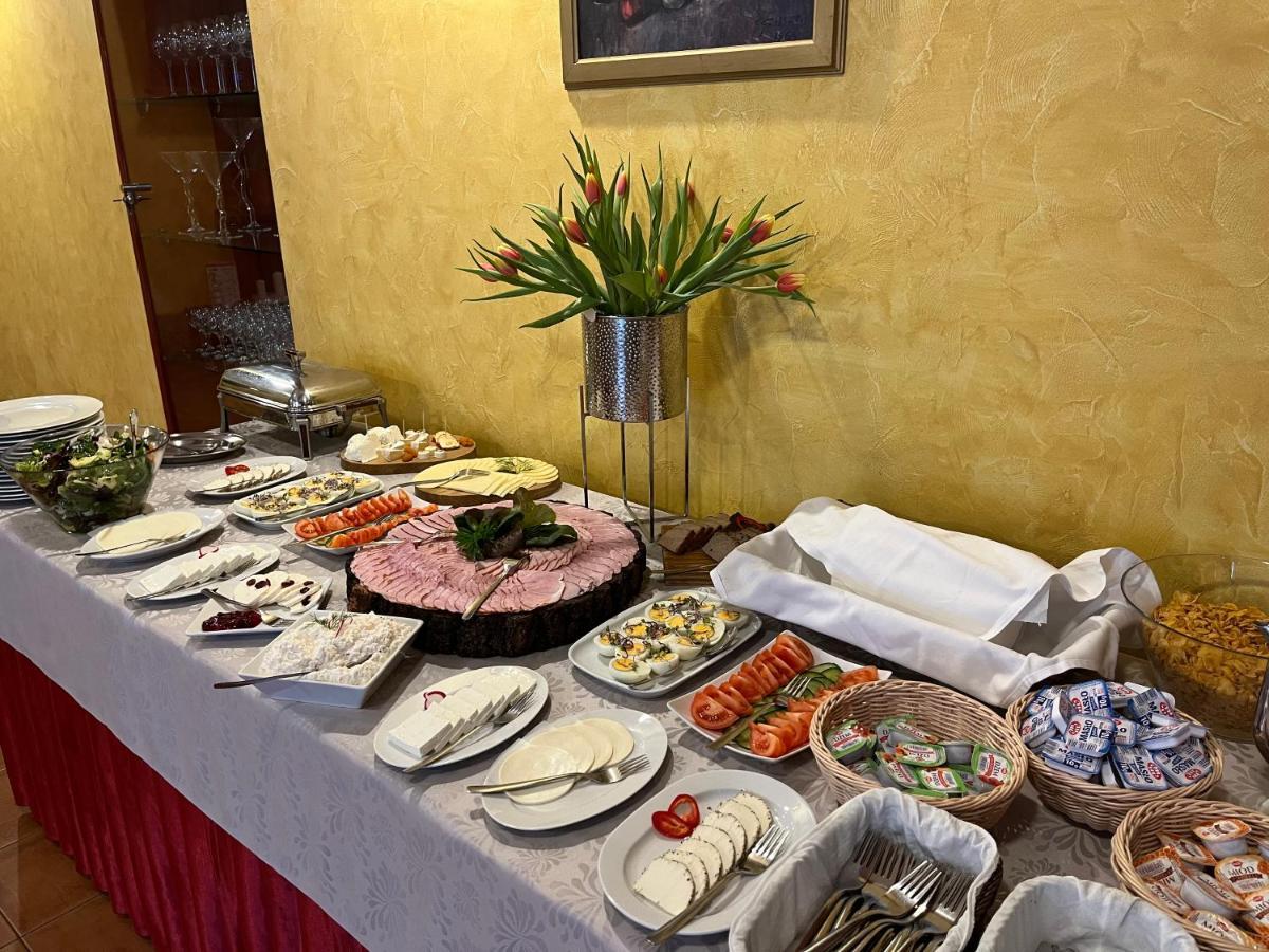 Hotel Bajka à Krynica-Zdrój Extérieur photo
